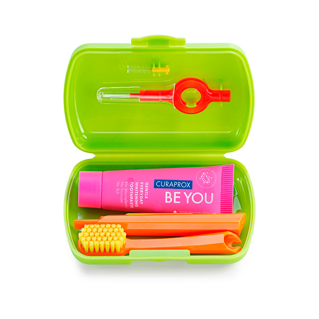 Set De Viaje Curaprox Verde Cepillo Pasta Dental Interdental Set